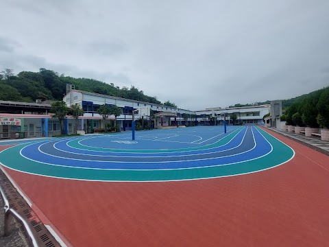 苗栗縣大湖鄉南湖國民小學