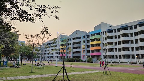 高雄市苓雅區苓洲國民小學
