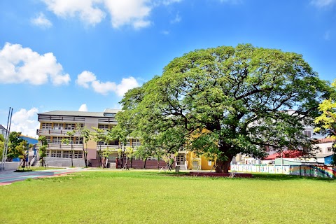 高雄市岡山區嘉興國民小學