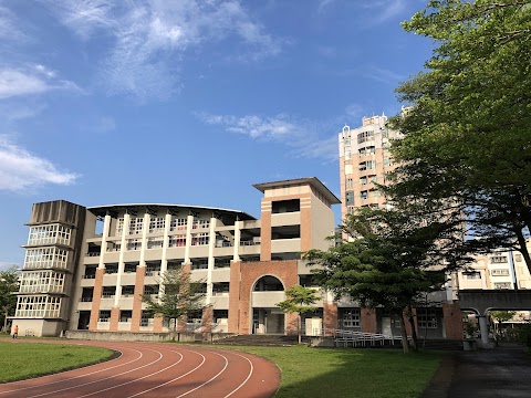 宜蘭縣立羅東國民中學