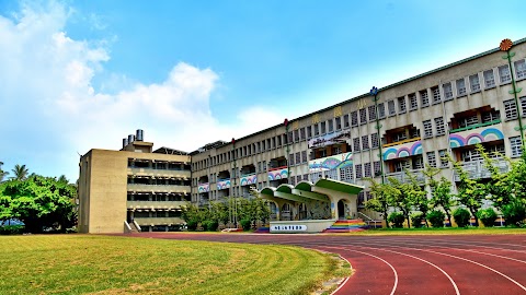 高雄市三民區河濱國民小學