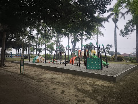 嘉義縣朴子市竹村國民小學