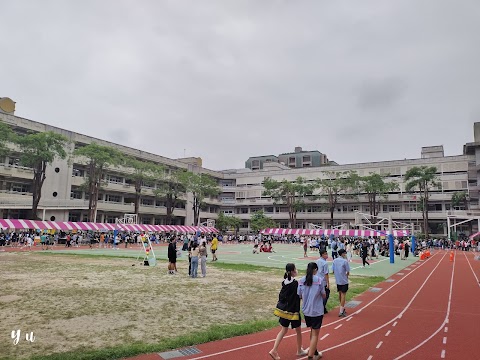 國立臺南家齊高級中等學校