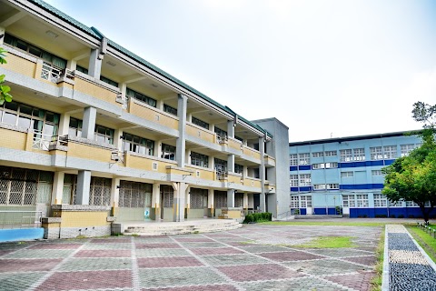 屏東縣萬丹鄉新庄國民小學