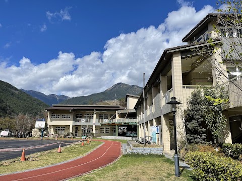 臺中市和平區平等國民小學