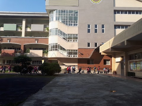 臺中市潭子區東寶國民小學
